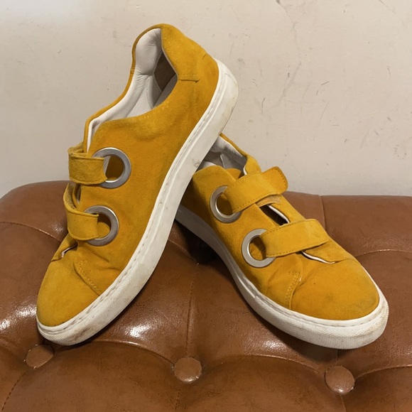 & OTHER STORIES Duo Scratch Strap Sneakers, Sz 9 - Picture 2 of 10